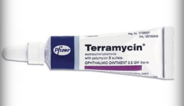 مرهم TERRAMYCIN تيراميسين لعلاج إصابات العين