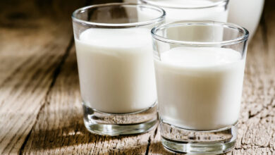 اضرار و فوائد الحليب