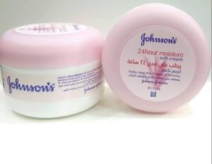 كريم جونسون Johnson's لـ ترطيب بشرة الأطفال وحمايتها من الجفاف والالتهابات