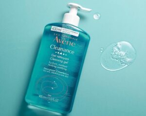 Avene آفين غسول لـ العناية بـ البشرة الدهنية وحمايتها من حب الشباب والبثور والرؤوس السوداء