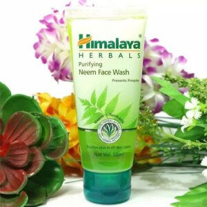 غسول هيمالايا نيم Himalaya Neem لـ تنظيف وتطهير البشرة وتنقيتها من الشوائب والحفاظ على نضارتها